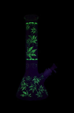 Hemp Leaves Glow in the Dark Water Pipe